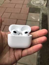 De vanzare Airpods 3rd