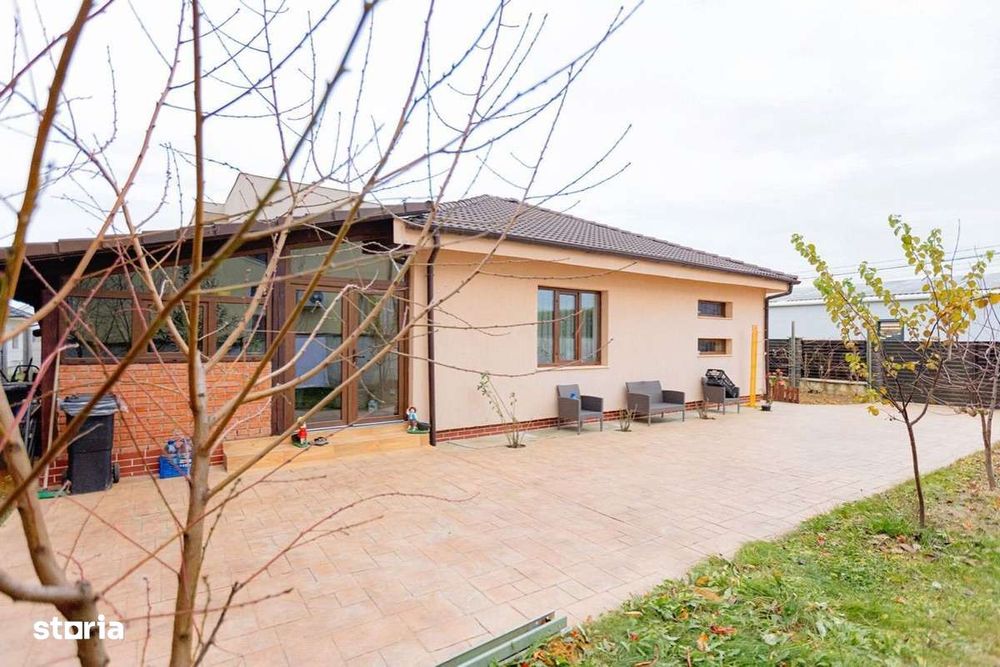 Casă de vânzare, plan parter, Localitatea Sânmartin!