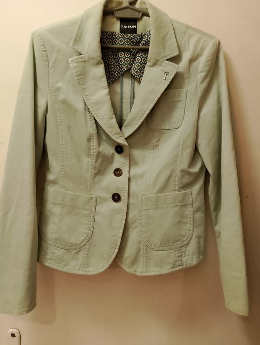 Дамски якета, сака