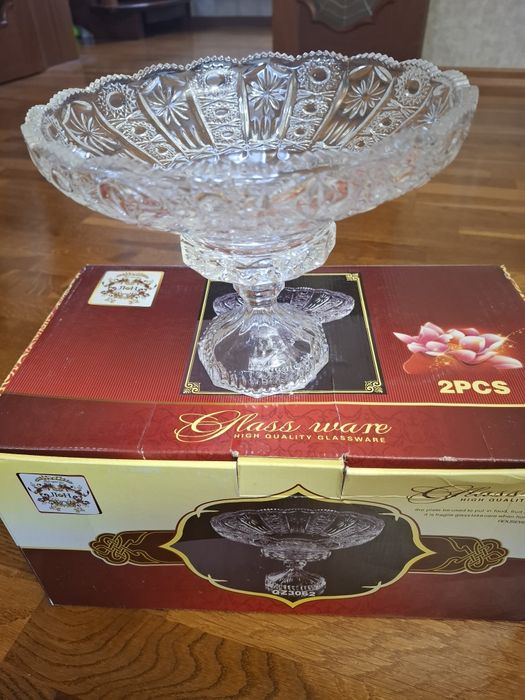 Продам четыри фруктовницы