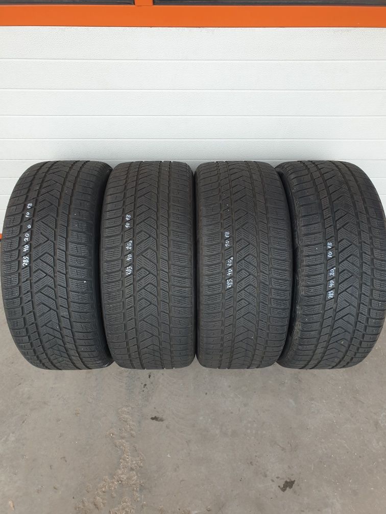 Зимни гуми за Джип 4 броя PIRELLI Scorpion 285 45 R20 дот 1018