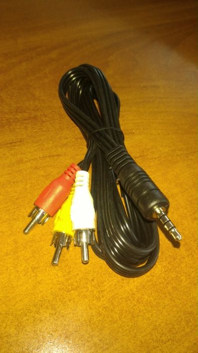 Шнур миниджек 3.5 тюльпаны (miniJack - 3RCA) 1.5 метра