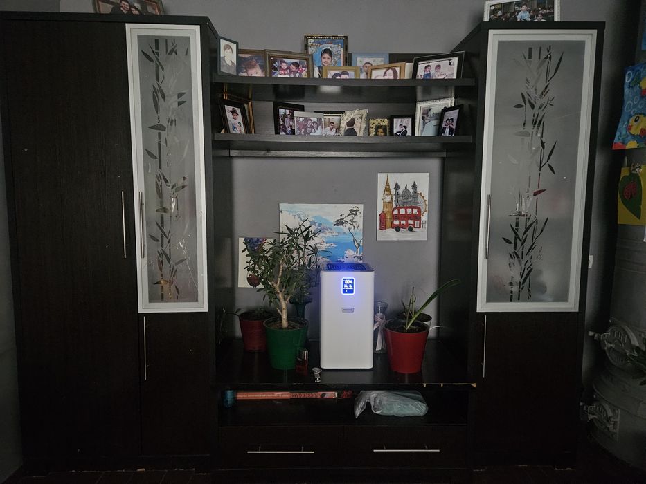 Продаётся стенка и стол