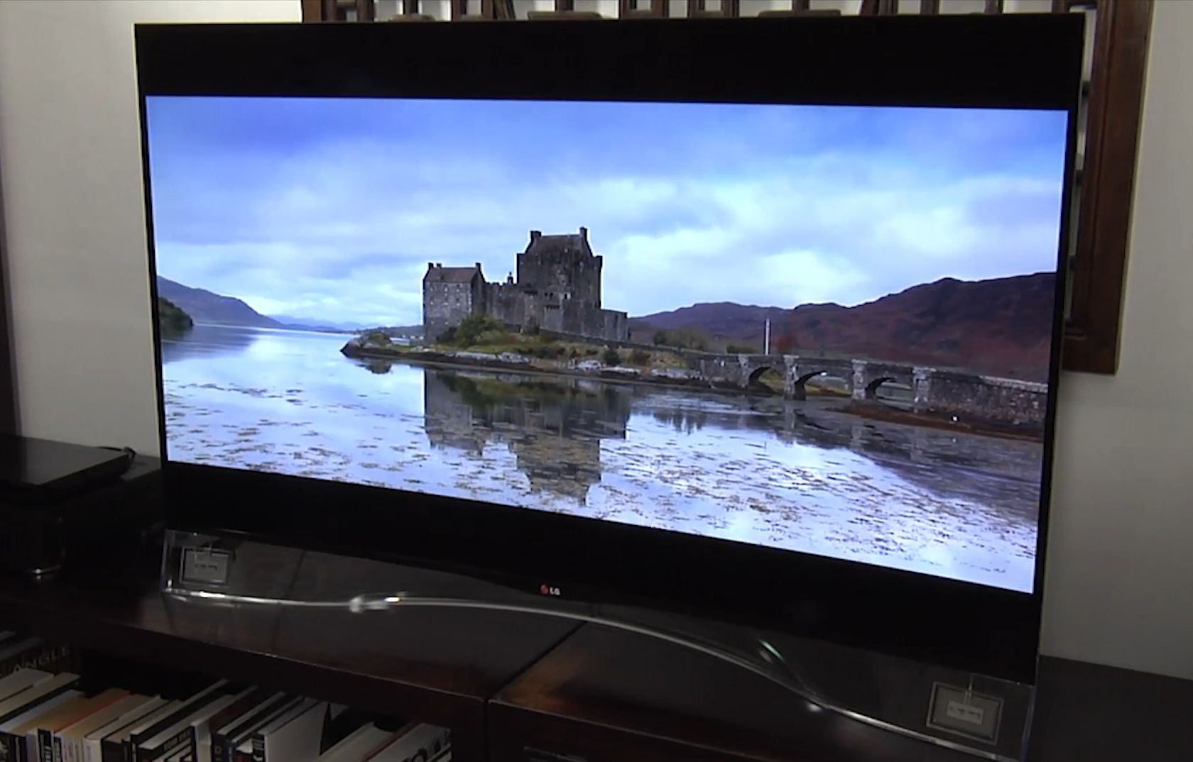 LG OLED 55EA  980w 3D