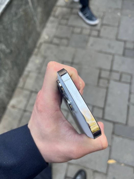 Iphone 14 pro srochna sotiladi
