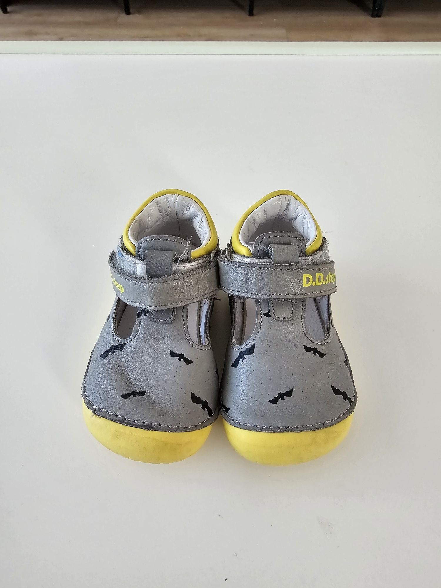 Incaltaminte bebe DD Step Barefoot, marimea 20