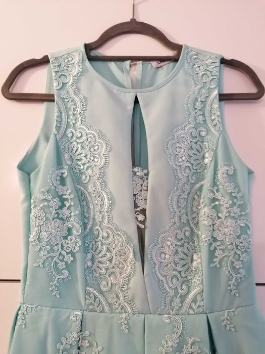 Vand rochie Marimea M