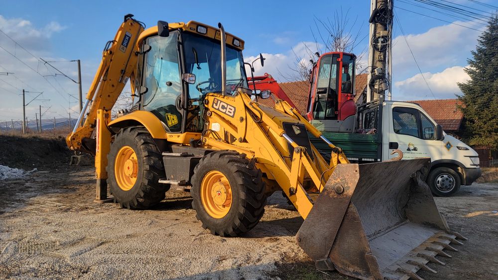 Inchiriez buldoexcavator excavator dumper bascula cilindru