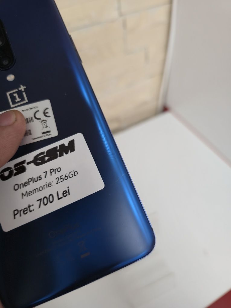 OnePlus 7 Pro 256GB / 8GB