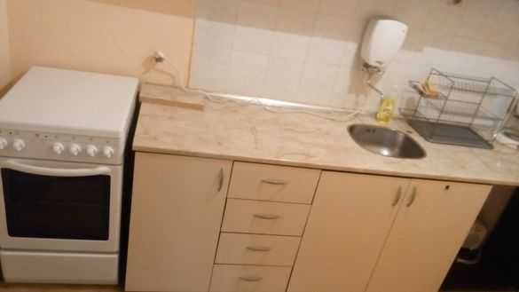 Дава се под наем Едностаен апартамент в Бургас, Център - 45 кв.м за 125 € - Снимка #5