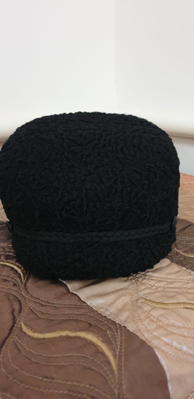 шапка каракулевая черная