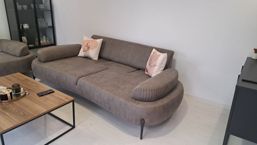 3 местен диван- 2 броя с механизъм