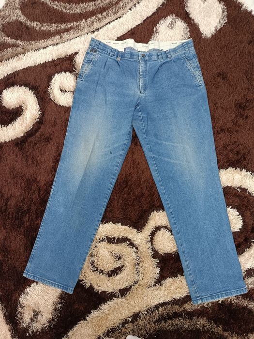 Pantaloni jeans mărimea 56