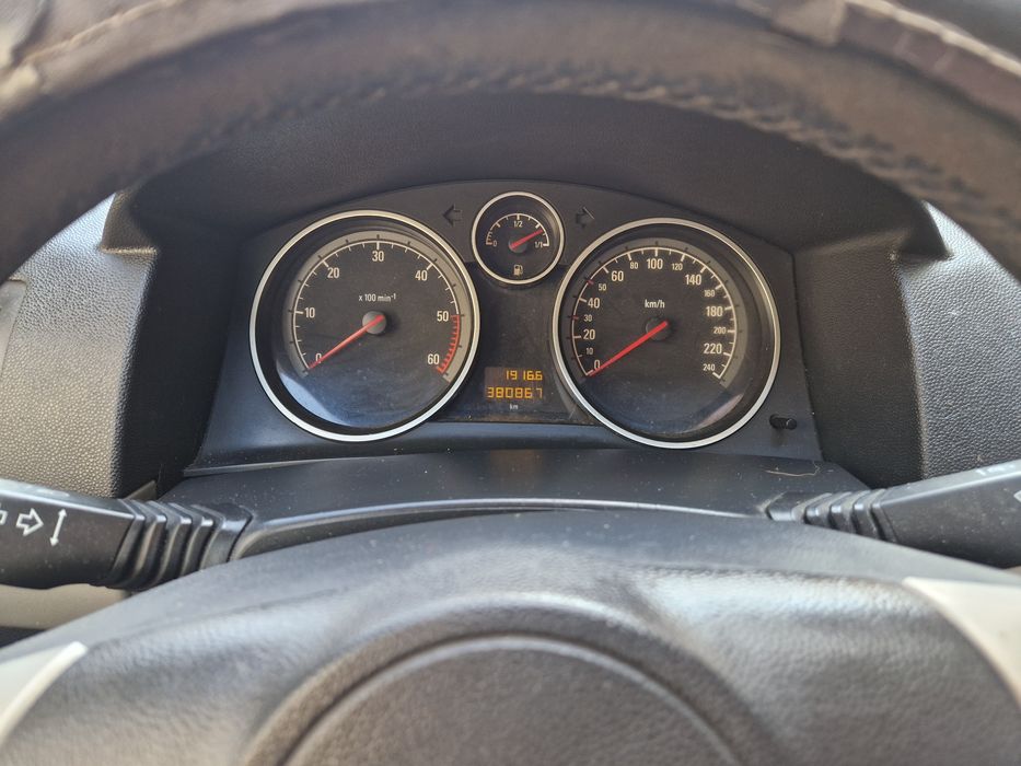 OPEL ASTRA H  1.3 diesel an 2007