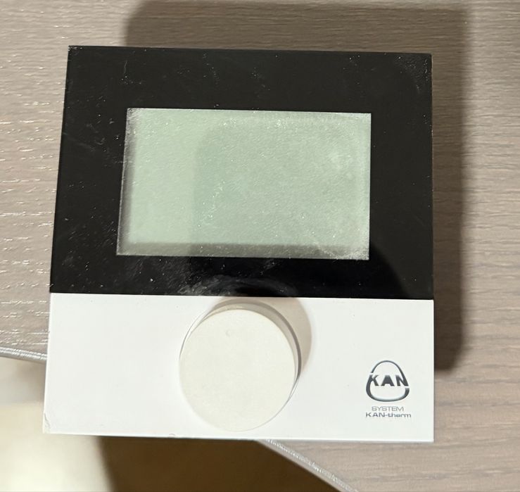 Термостати KAN за подово отопление