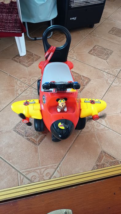 Avion copii  in stare buna