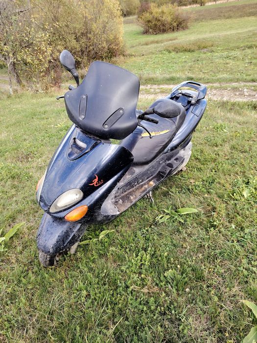 Vând scuter Yamaha Majesty