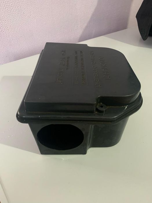 продаю бу контейнеры (пластиковые) для мышей в двух размерах