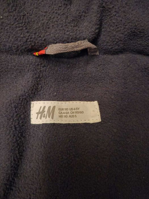 Vand geaca de iarna pentru copii, marimea 110 (4-5A).