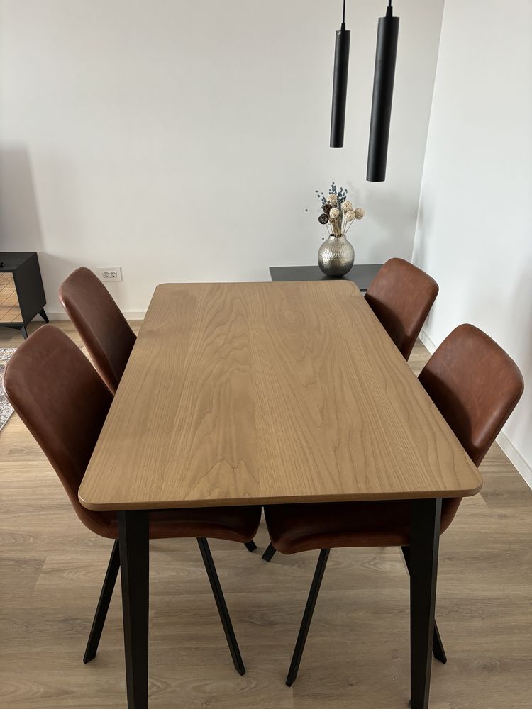Set scaune dining moderne maro piele ecologica