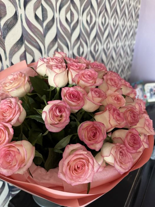 Продам букет из 35 роз