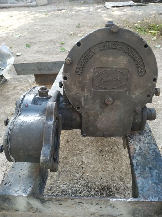 Продам лебёдку для эвакуатора!