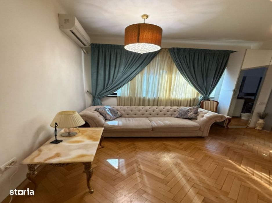 Studio dublu/ Piața Lahovari/ Calea Dorobantilor