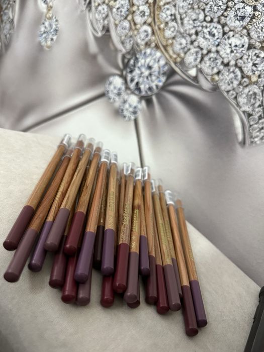 Карандаши для губ