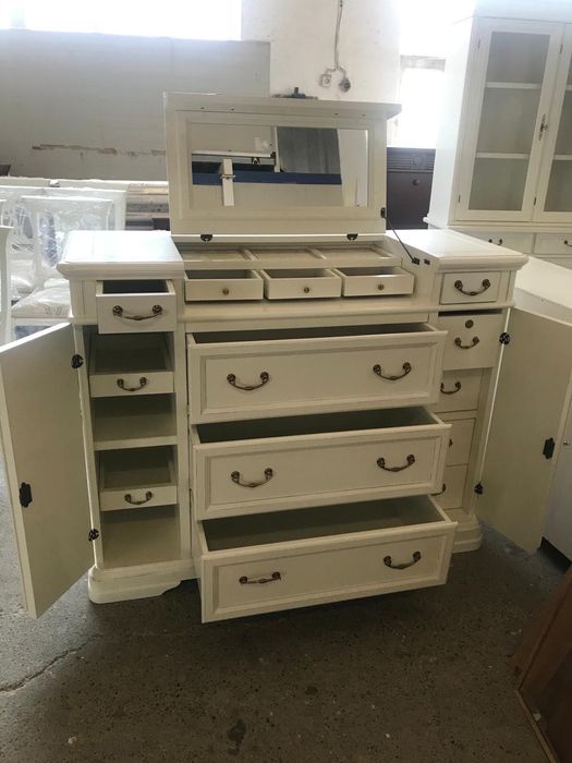 Mobilier NOU din lemn masiv