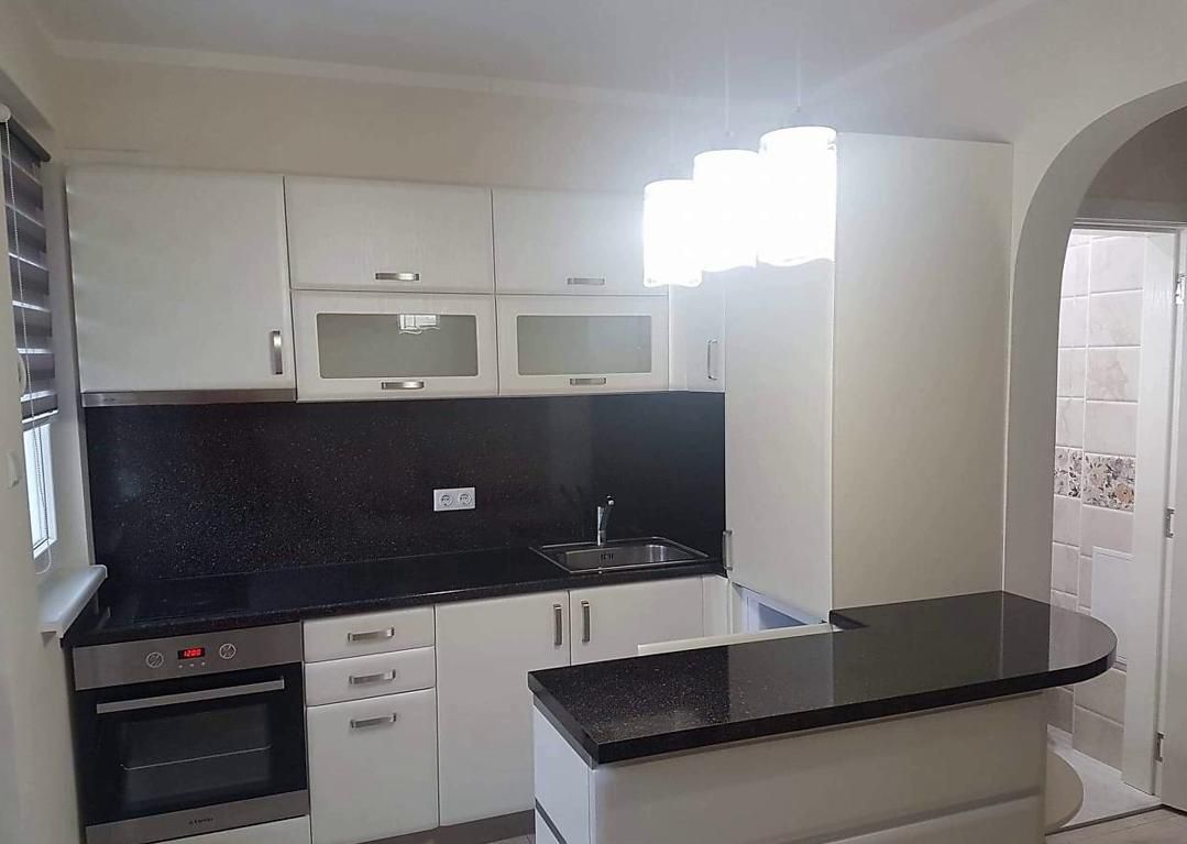 Дава се под наем Тристаен апартамент в Пловдив, Мараша - 100 кв.м за 600 € - Снимка #2