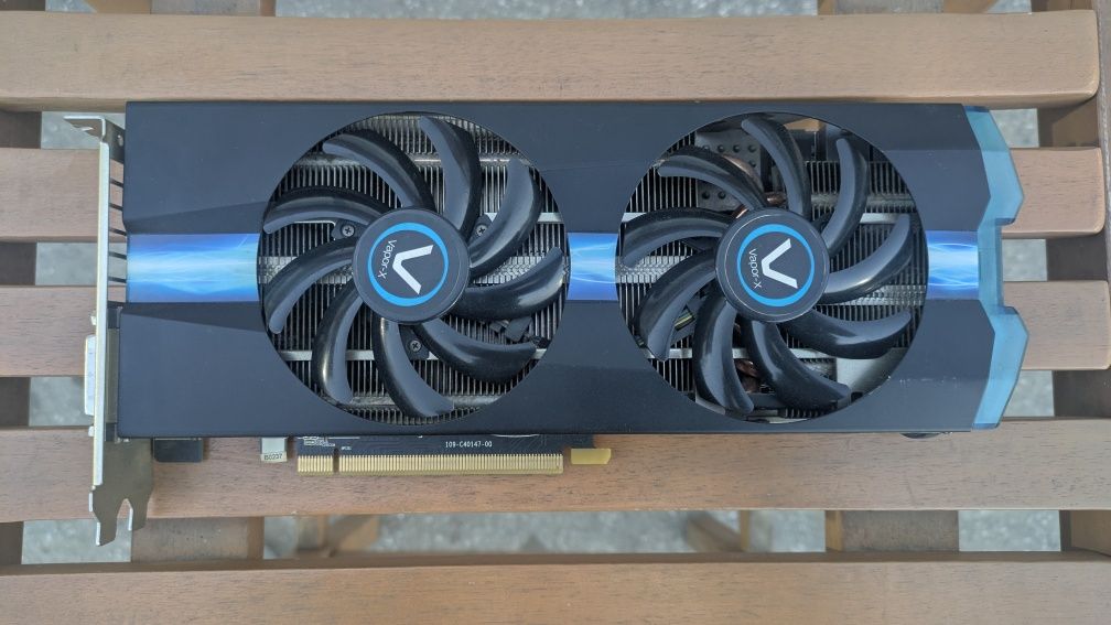 Sapphire Vapor-X R9 270X OC
