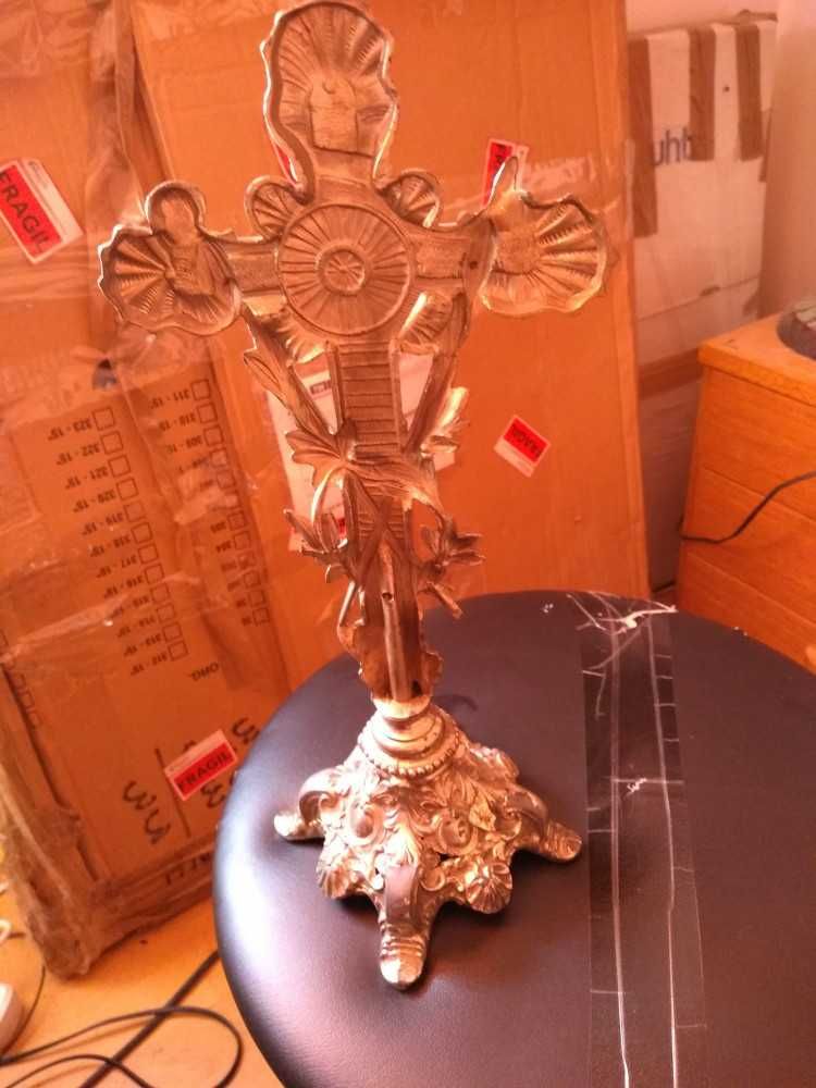 Crucifix argintat