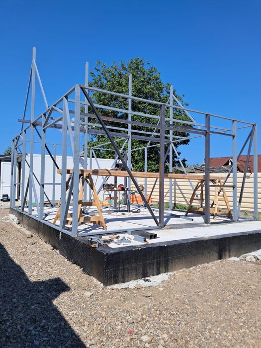 Construcții metalice