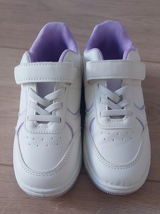 Дрехи и обувки за момиче-104,110,116 см.