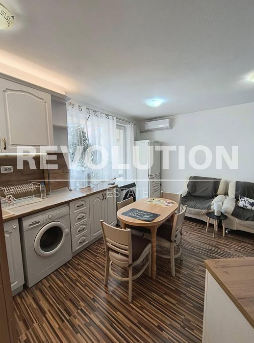 Дава се под наем Тристаен апартамент в Варна, Трошево - 82 кв.м за 500 € - Снимка #5