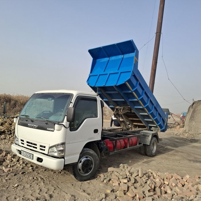 Исузи самосвал сотилади