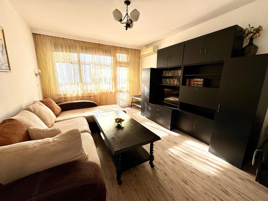 Дава се под наем Тристаен апартамент в София, Младост 1 - 87 кв.м за 750 € - Снимка #2