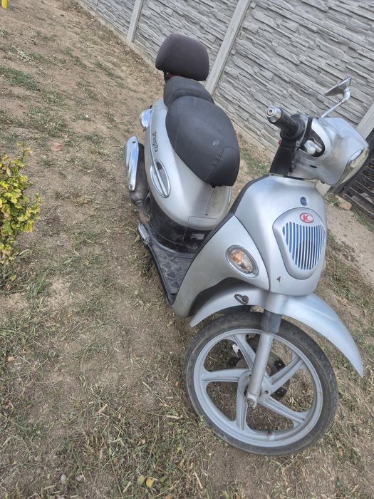 Vand/schimb Scuter Kimco people 50cc