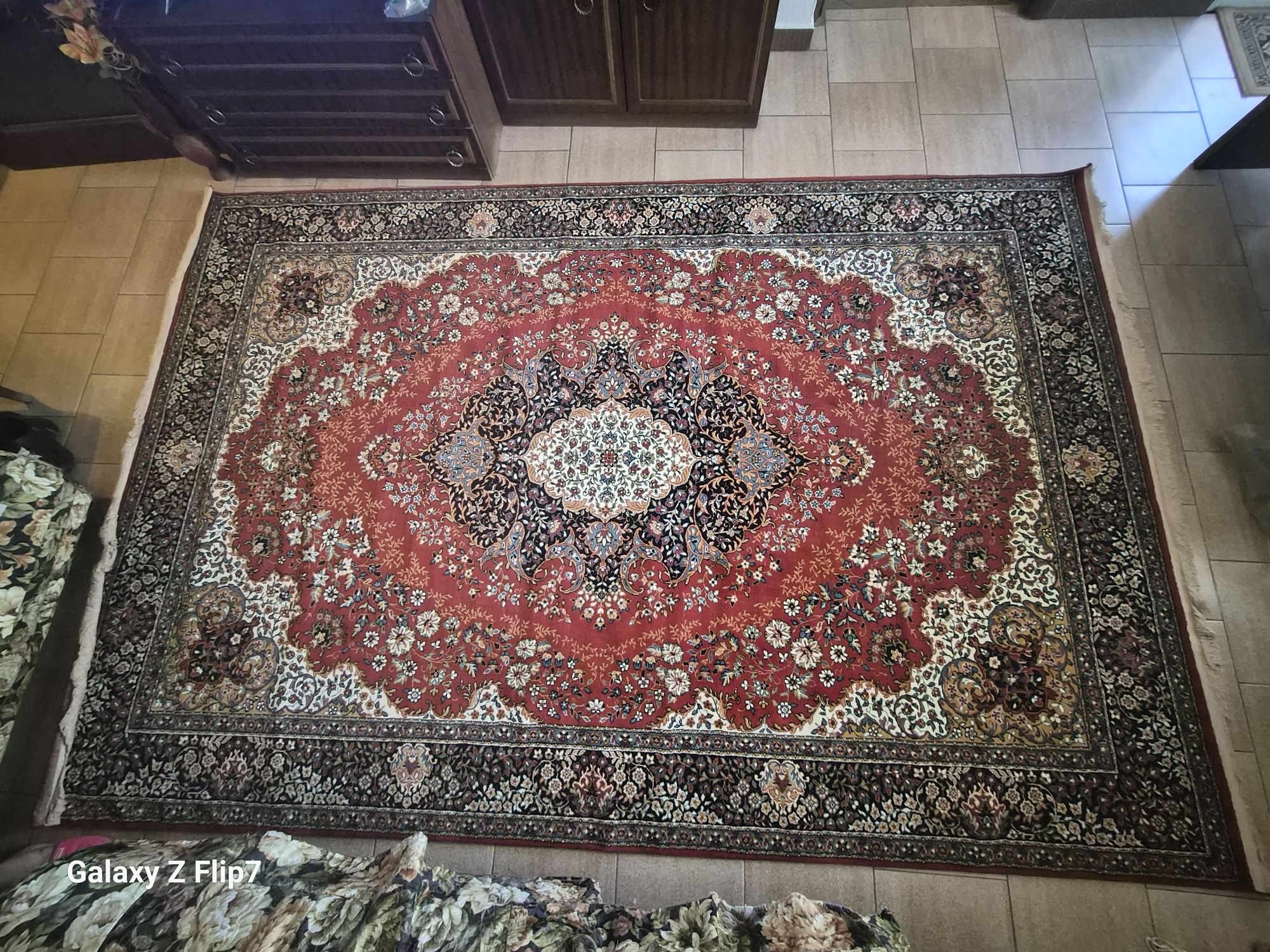 Килим 100% вълна