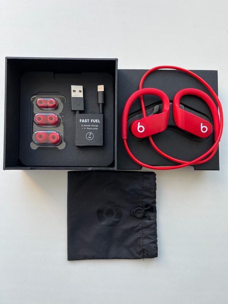 Наушники Powerbeats