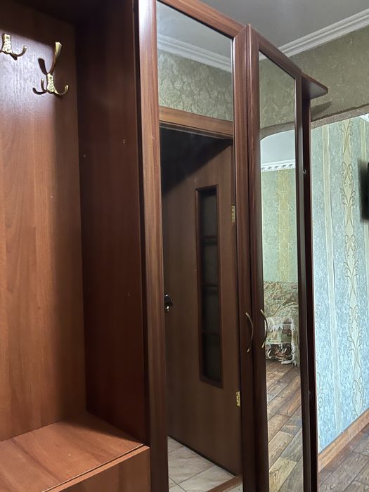 Шкаф для прихожей