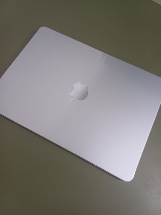 Macbook air m4 16/256