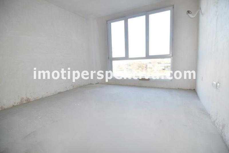 Продава се Тристаен апартамент в Пловдив, Кършияка - 113 кв.м за 1093 €/кв.м - Снимка #2