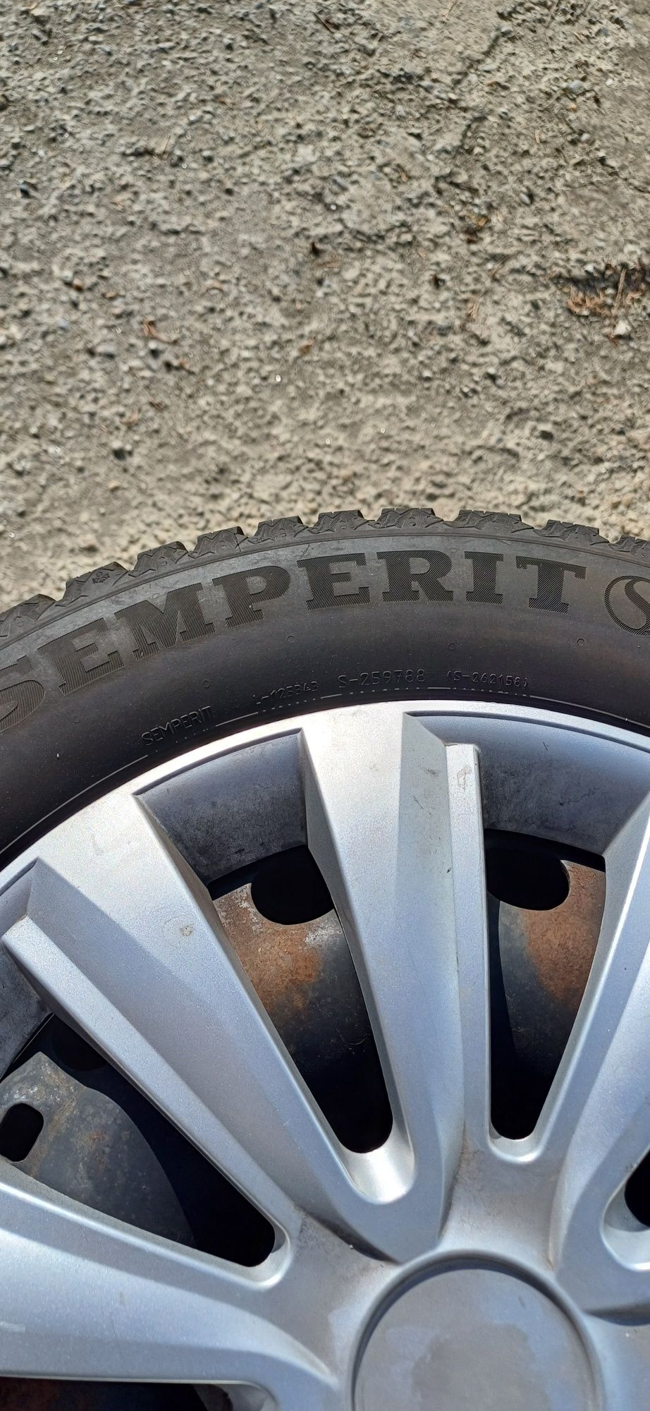 anvelopeSemperit 185/60 R15