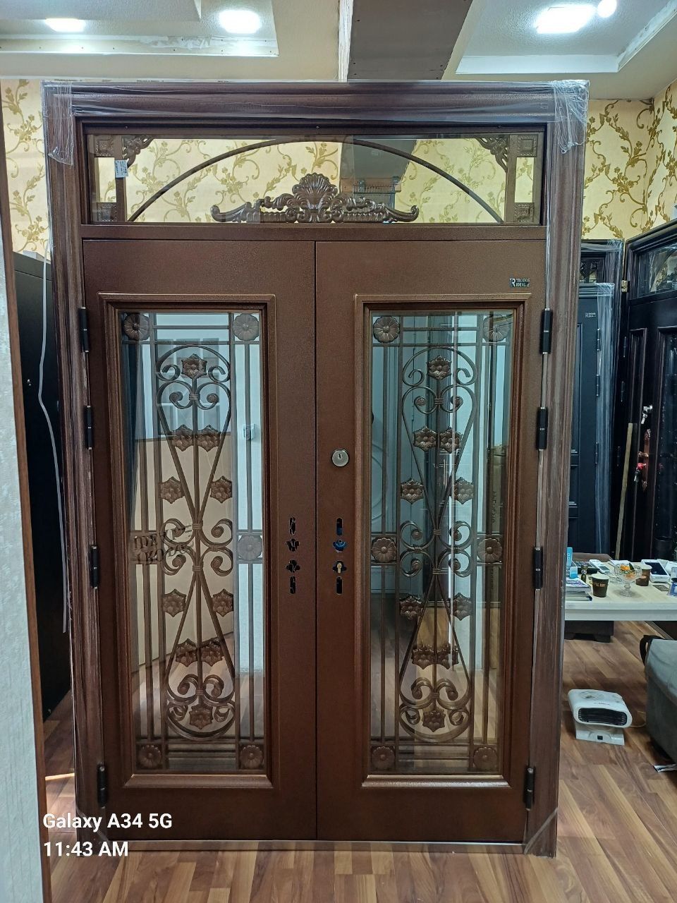 Temir eshiklar.Темир эшиклар.