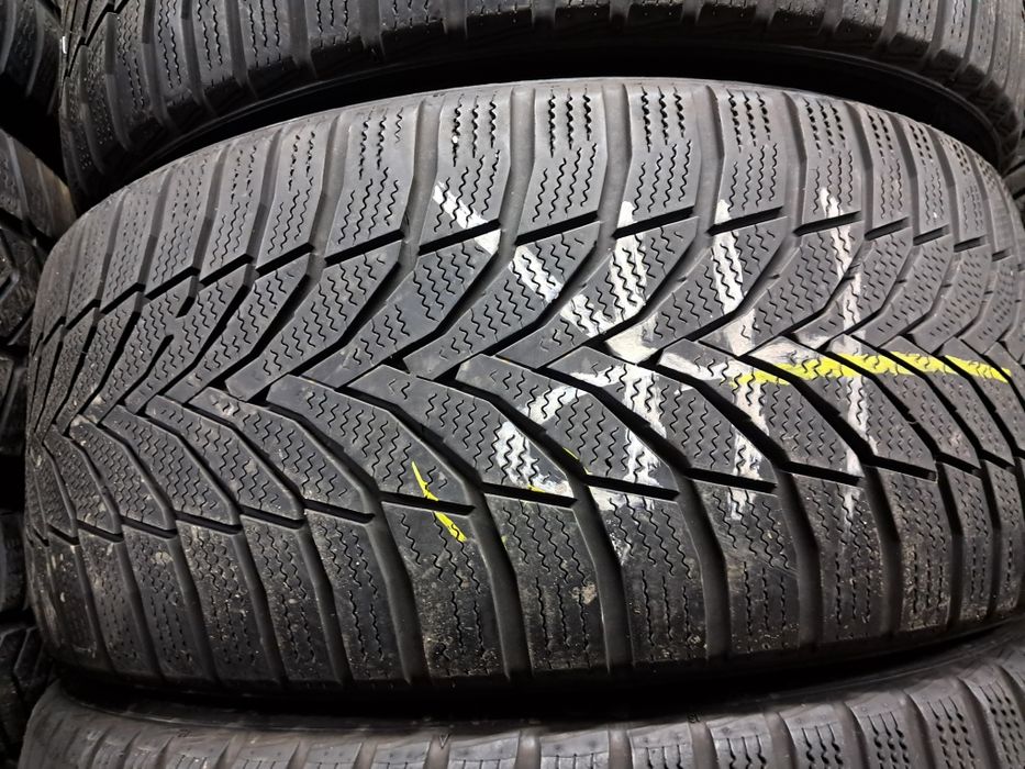 Anvelope second iarna 245 45 R17 Nexen