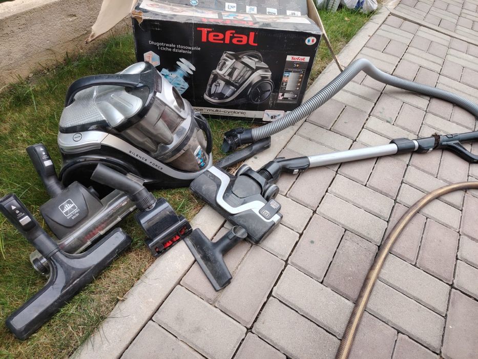 Компактный пылесос Tefal