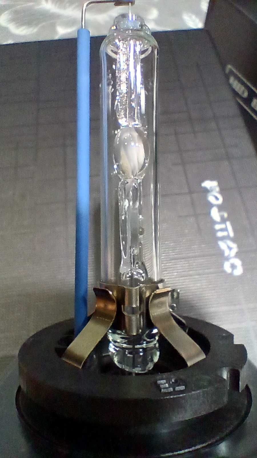 Крушка за ксенон D8S