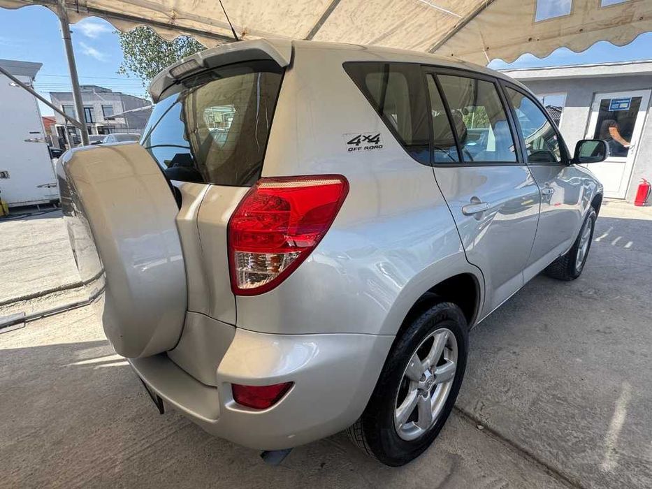 Toyota Rav 4 | 2.2 Diesel (150 CP) | Garantie | Posibilitate Rate