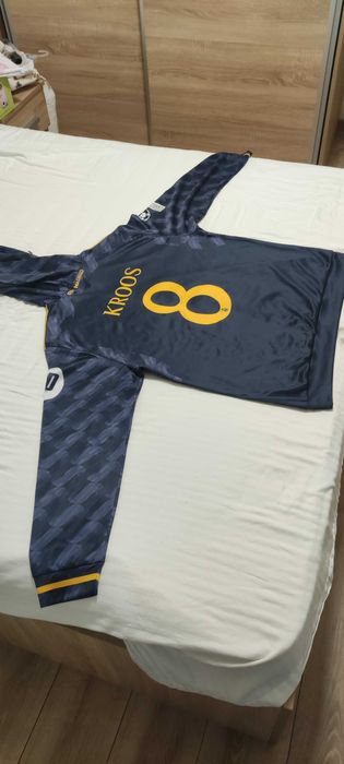 Реал Мадрид суичър